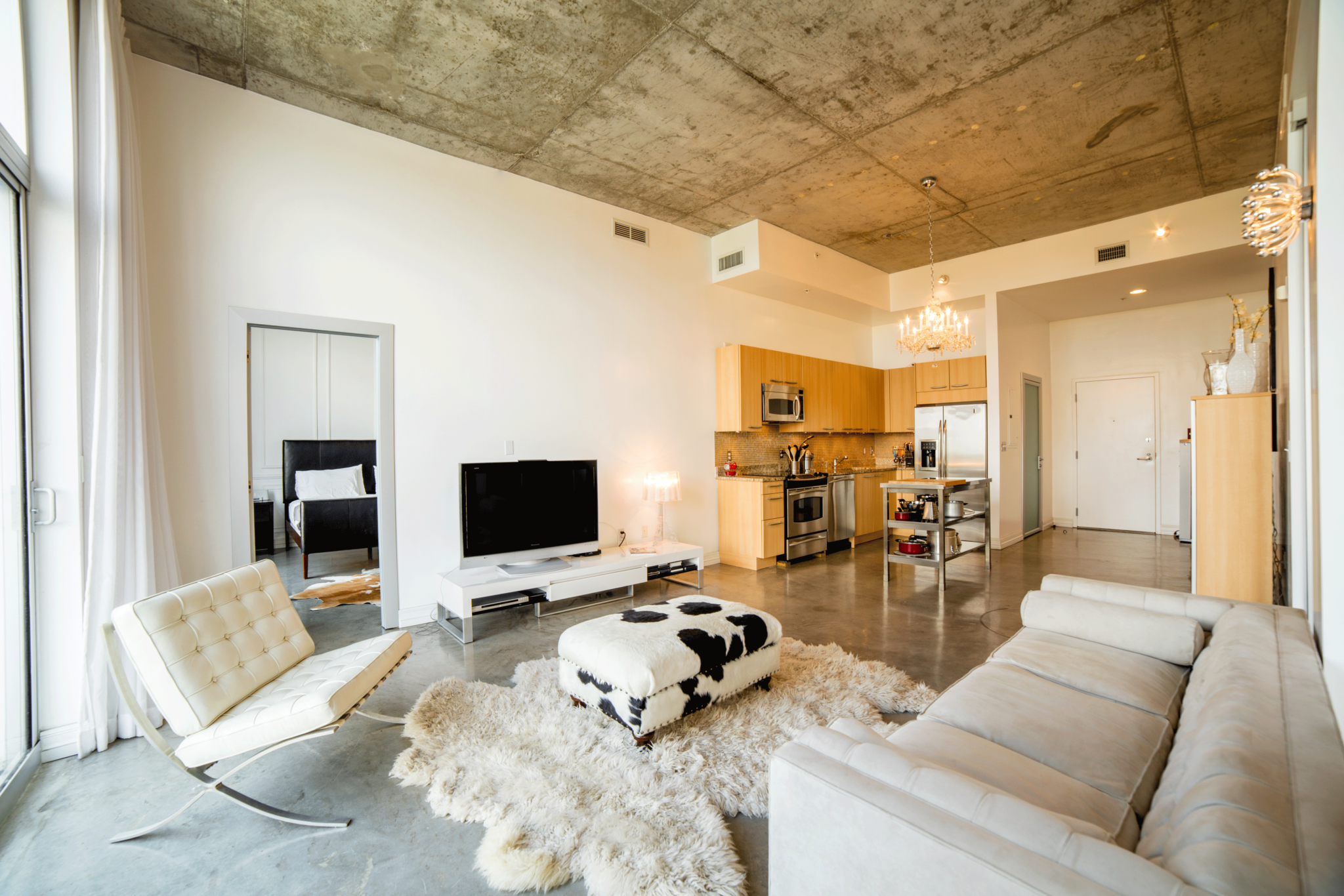 A Vendre | 2001 Meridian Ave #PH5 | Un loft branché à deux pas de South Beach A Vendre | 2001 Meridian Ave #PH5 | Un loft branché à deux pas de South Beach