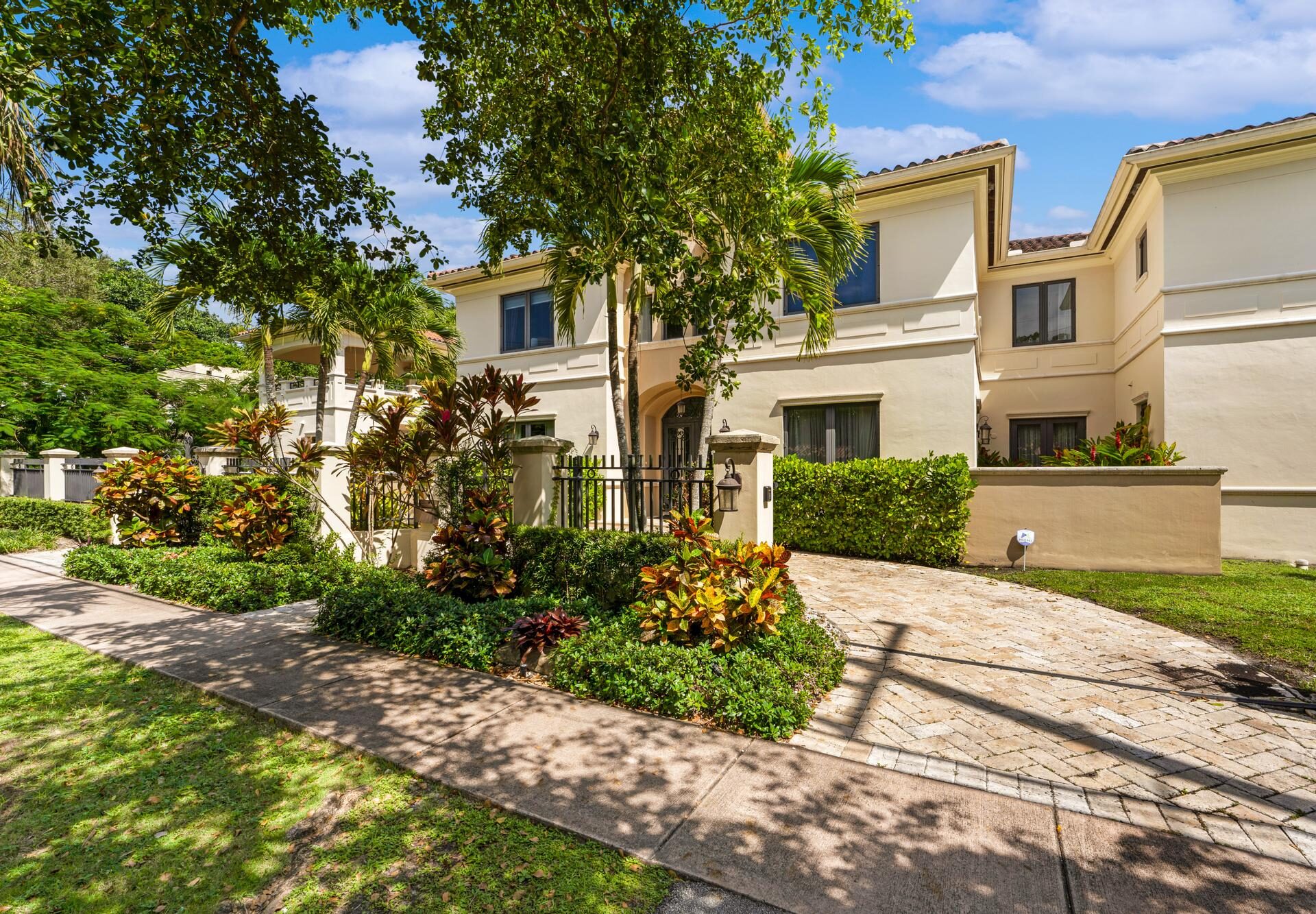 compre uma casa em Coral Gables